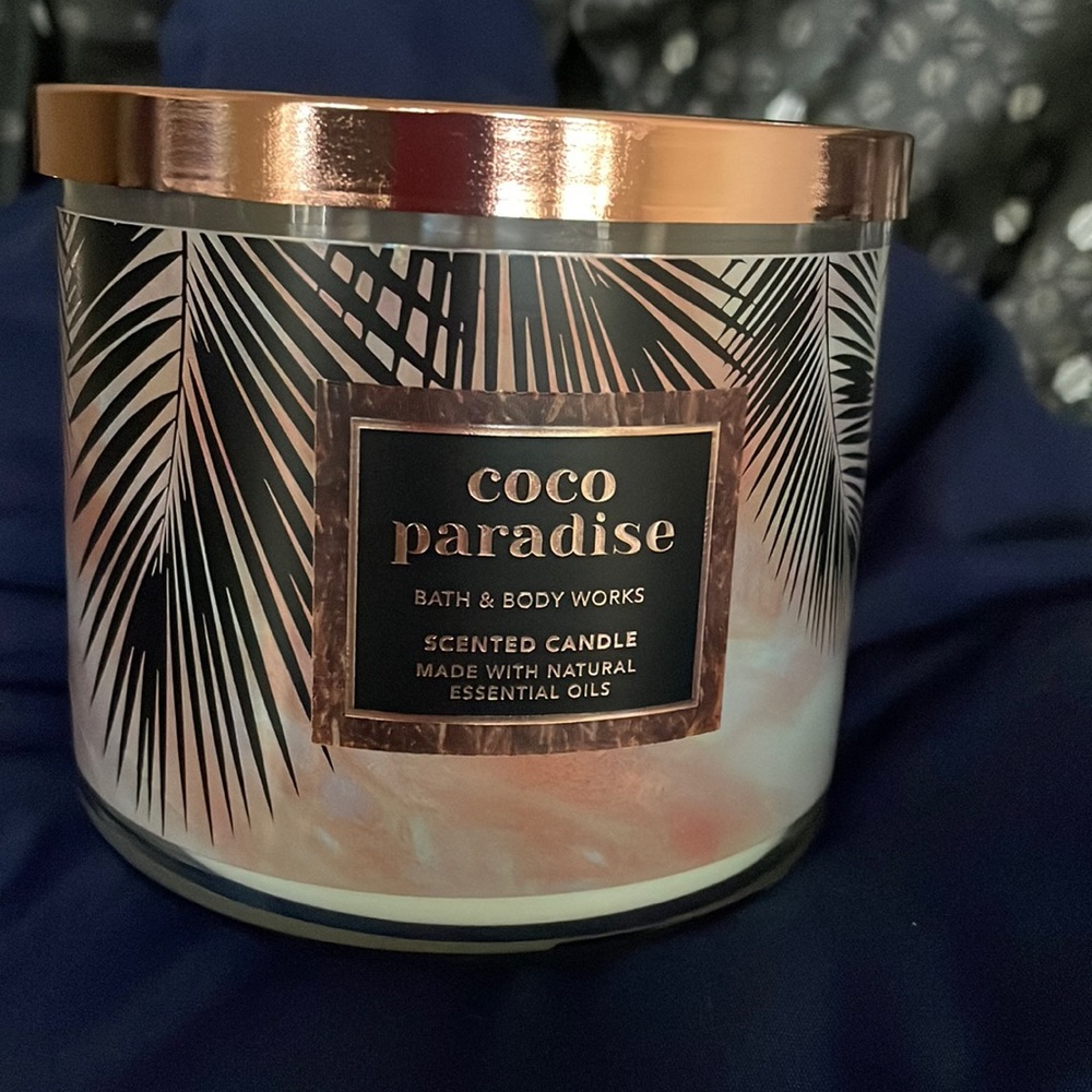 Candle brand new! Buy 2 get one free!